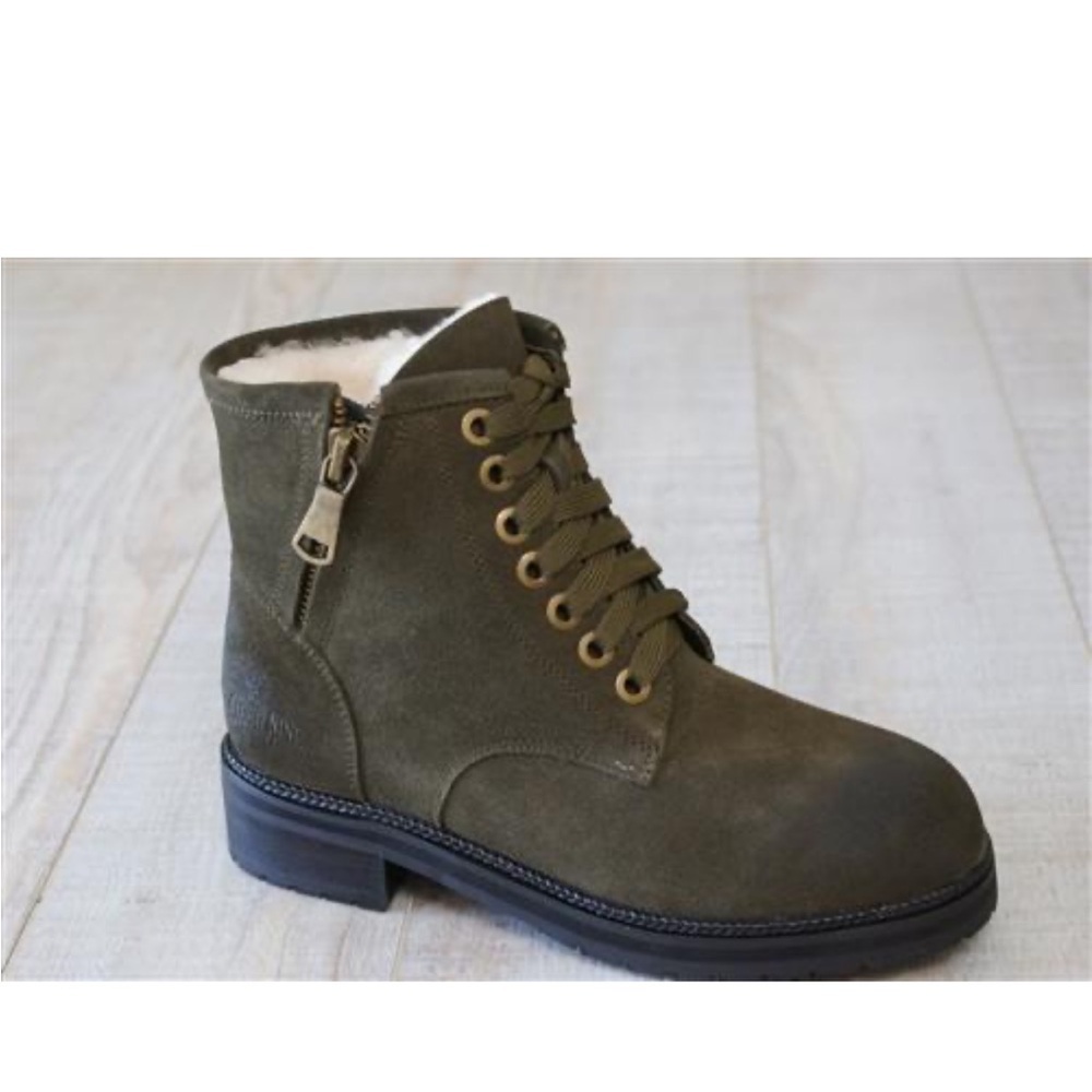 Cloud Nine Star Sheepskin Suede Olive Boots